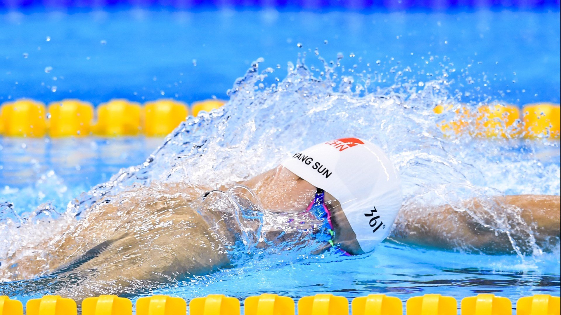 外线火力强的球队如何对抗内线强队，外线球员和内线球员